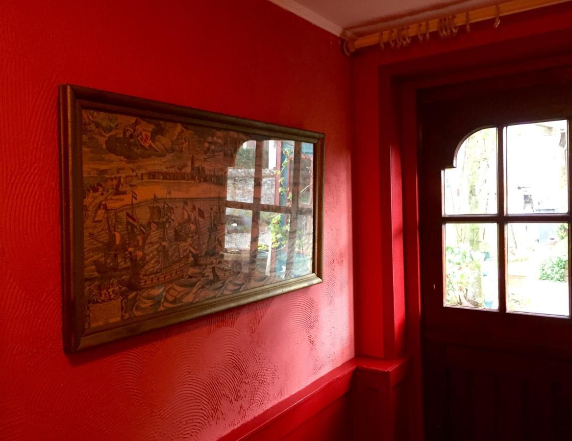 B&B Bij De Boomgaard Tricht Luaran gambar