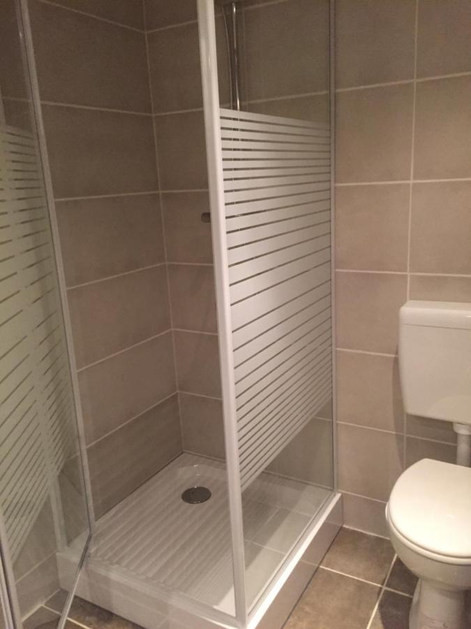 B&B Bij De Boomgaard Tricht Luaran gambar
