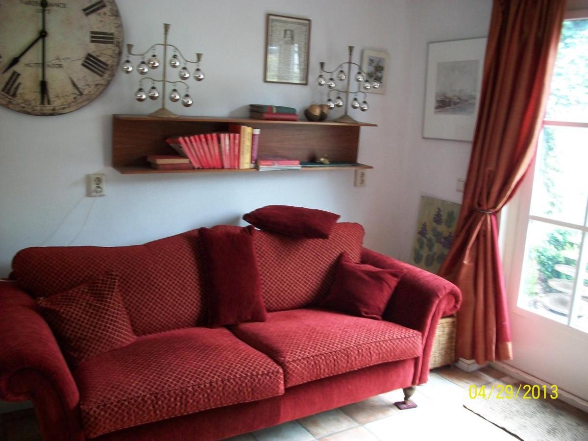 B&B Bij De Boomgaard Tricht Luaran gambar