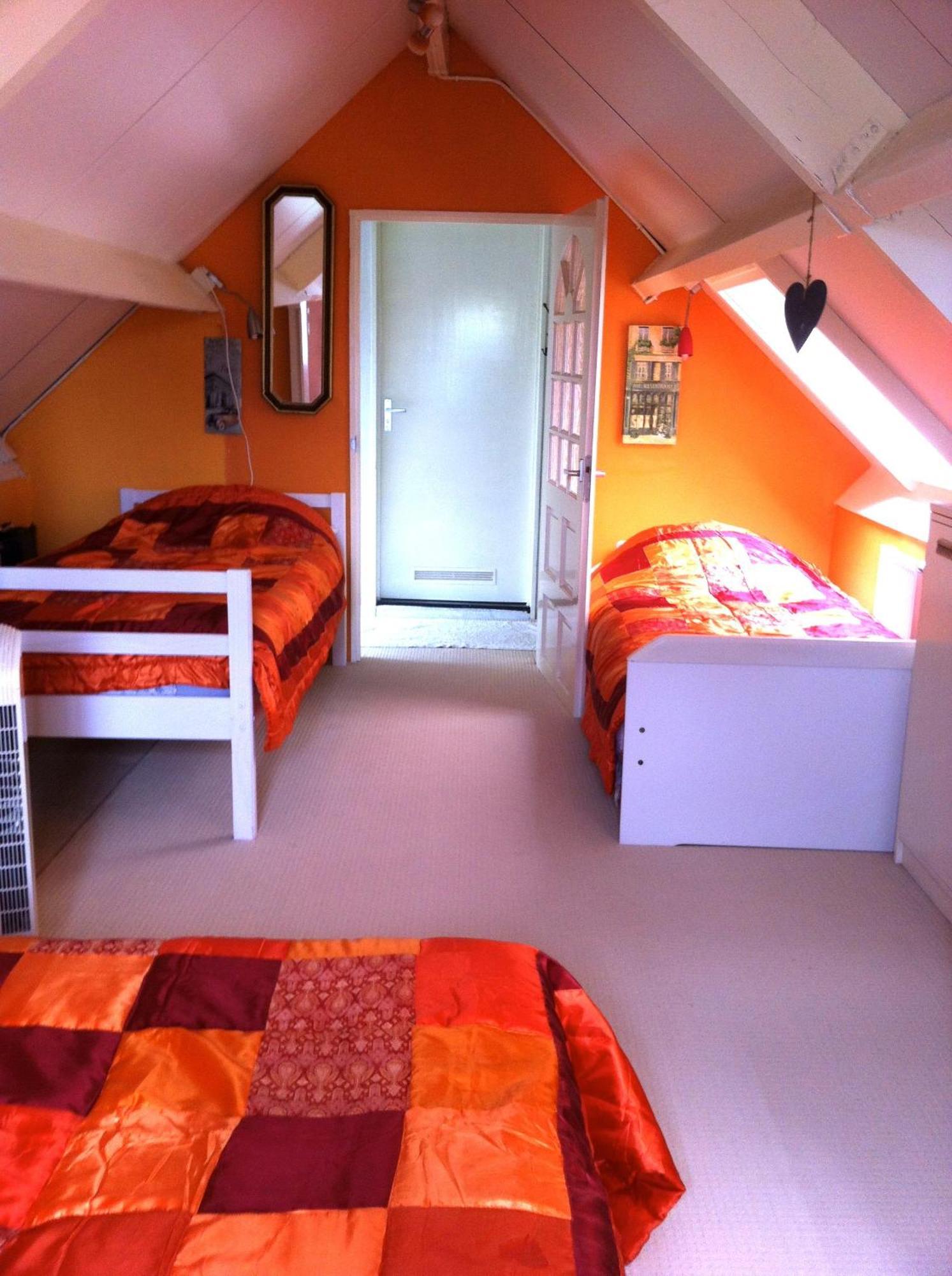 B&B Bij De Boomgaard Tricht Luaran gambar